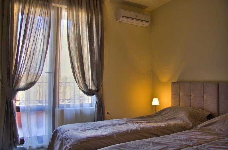 Sunflower Aparthotel Sunny Beach Ngoại thất bức ảnh